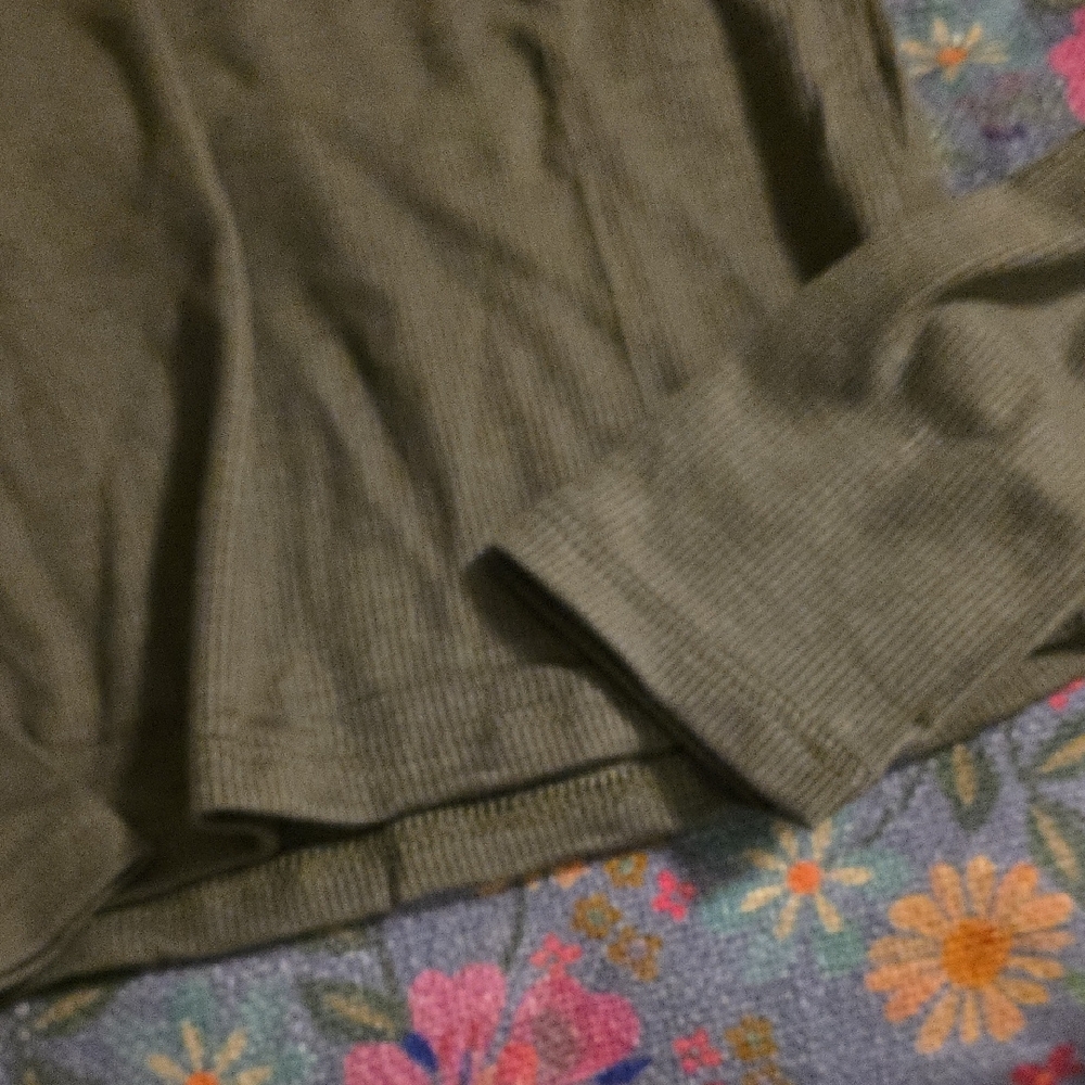 Joah Brown Olive Ribbed Long Sleeve Top - Picture 6 of 7